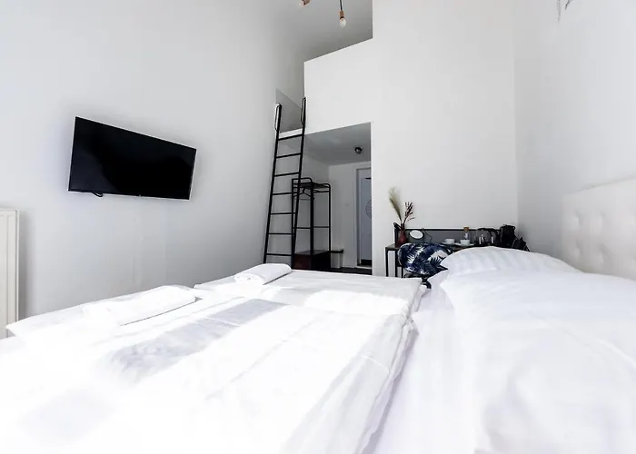 Adagio Hostel 2.0 Basilica